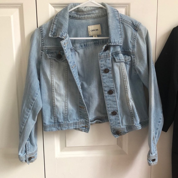 Jean jacket - Picture 1 of 2